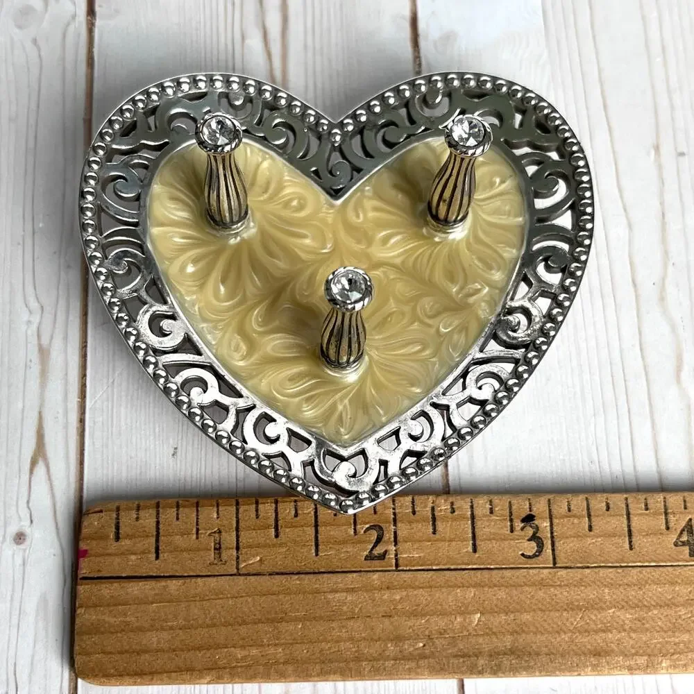 Brighton Lacie Daisy Ring Holder Silverplate Base Enamel Swirl Center Rhinestone